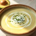 Aardappel-Avocado Roomsoep