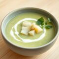 Aardappel- en waterkerssoep met leng
