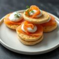 Aardappelblini’s met gerookte zalm
