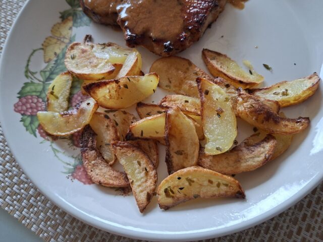 Provencaals gekruide aardappelpartjes uit de airfryer