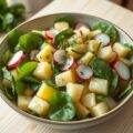 Aardappelsalade met spinazie en radijs