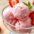 Aardbeienijs