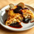 Appel-stiltonstrudel met portsausje