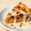 Appeltaart met amandelsaus