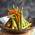 Asperges uit de wok