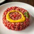 Biefstukjes tartaar met mosterdsaus