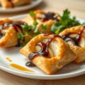 Bladerdeegjes met geitenkaas, appels en Luikse siroop
