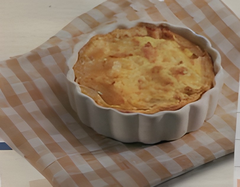 Bladerdeegtaartje met kip en prei