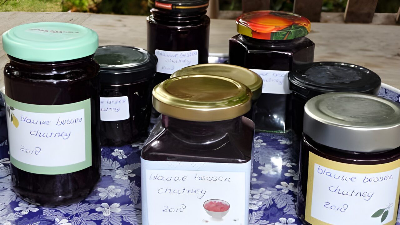 Blauwe bessen chutney