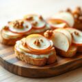 Briecrostini met appelen walnoot