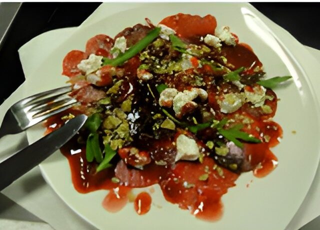 Carpaccio van rode biet
