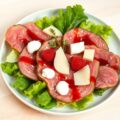 Carpaccio van rosbief met frambozendresing