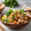 Chinese kool met kip en cashewnoten uit de wok