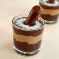 Chocolademousse met koffie chocolade lolly
