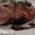 Eendenborst sauerbraten ( zoet-zure saus)