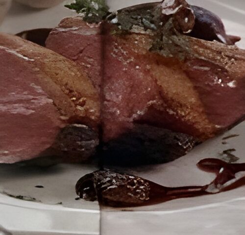 Eendenborst sauerbraten ( zoet-zure saus)