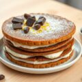 Eierkoektaartje met koffie en chocolade