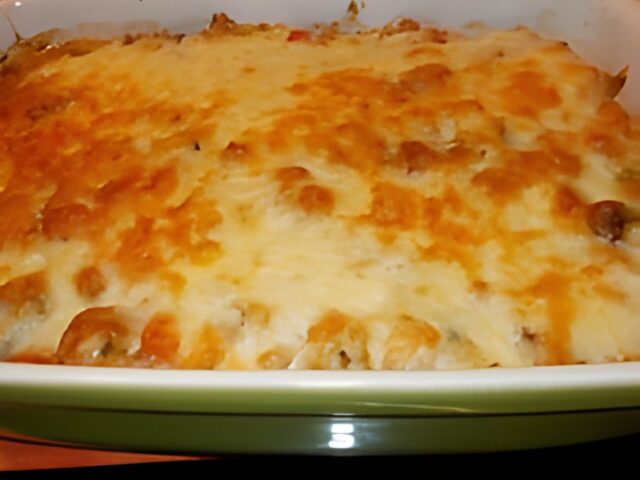 Franse ovenschotel met hamlappen, tomaten en wittte bonen
