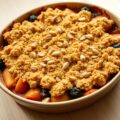 Fruitcrumble met pistaches