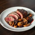 Gebraden hazerugfilet met paddestoelen,(zie opm)