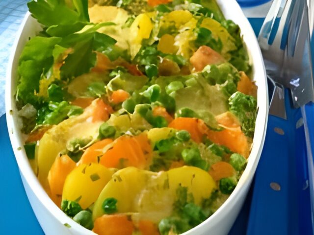 Gegratineerde groenteovenschotel lekker vegetarisch