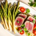 Gegrilde asperges met tonijn
