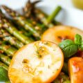 Gekarameliseerde asperges met appel