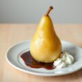 Gepocheerde peer met……Chocoladesaus