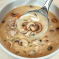 Gevogelteroomsoep met champignons