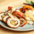 Gevulde kalkoenrolletjes met zuurkool, spek en mosterd