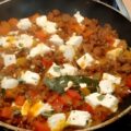 Grieks gehaktpannetje met paprika en feta