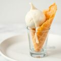 Hoorntje met asperge-ijs