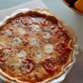 Italiaanse gehaktquiche met tomaten en mozzarella