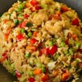 Chinese gebakken rijst met garnalen