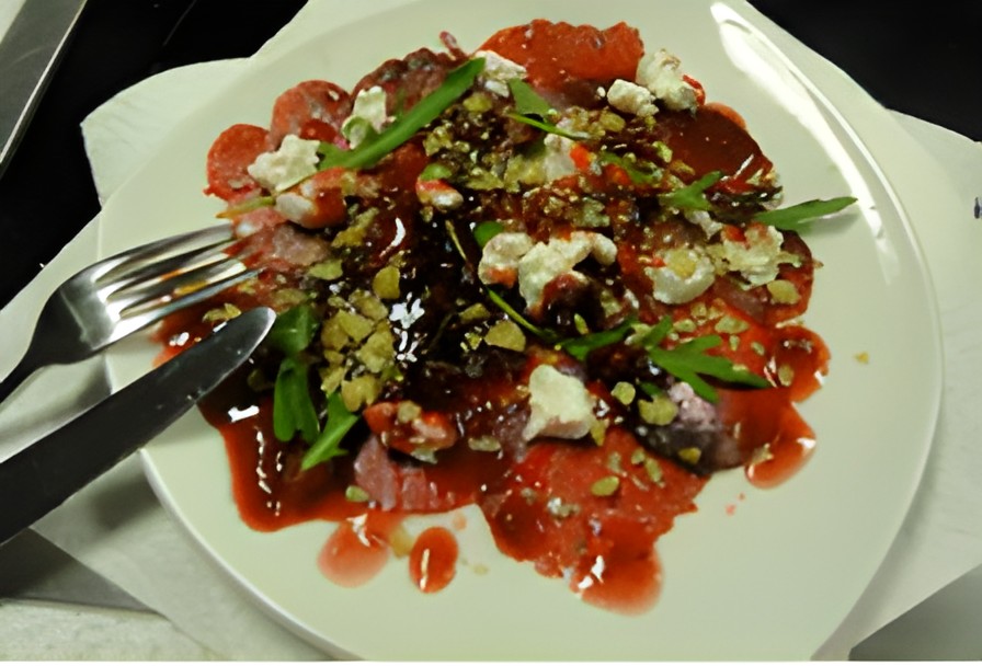 Carpaccio van rode biet