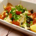 Kabeljauw uit de oven met cherrytomaatjes, feta en olijfringetjes
