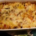 Ovenschotel van courgette met pesto, tomaat en mozzarella
