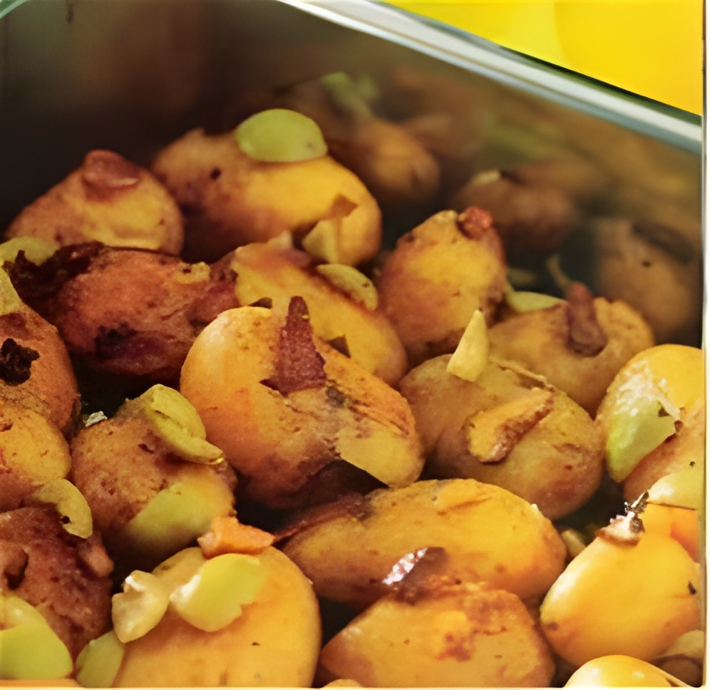Kleine aardappeltjes met knoflook, citroen en olijven uit de oven