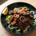 Komkommer met Thai beef