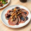 Lauwwarme carpaccio van gerookte eendenborstfilet