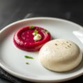 Mousse van gestoomde makreel met rode biet,