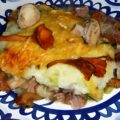 Ovenschotel met cantharellen, champignons en gehakt