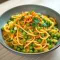 Pasta met erwtjes en krokante gember