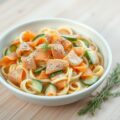 pasta met gerookte zalm en komkommer