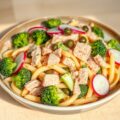 Pastasalade met tonijn en radijs