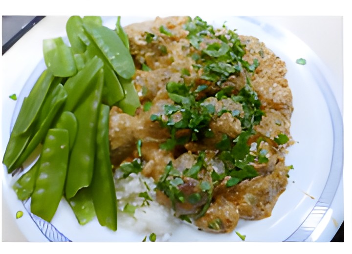 Rendang gehaktballetjes met peultjes en rijst…..