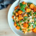 Rigatoni met zoete aardappeles en boontjes