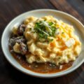 Roerei met Witte-Truffel en Porcini-Crème