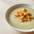 Romige slasoep met croutons