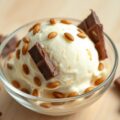 Roomijs met zonnebloempitten en bittere chocolade